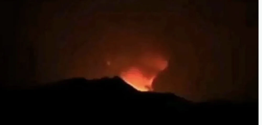 اليمن.. غارات بمسيّرات على مواقع يشتبه بارتباطها بـ"القاعدة"