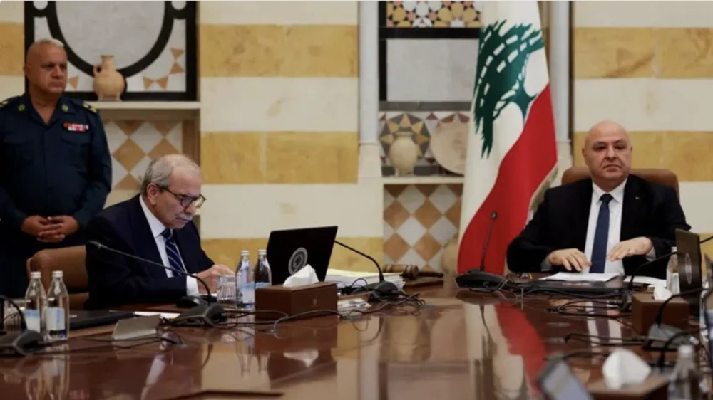 US official calls on Lebanon to end ‘malign influence of Iran through Hezbollah’