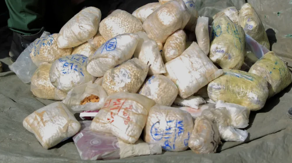 شبكات تصنيع مخدرات سورية وإيرانية تنقل أنشطتها إلى اليمن بعد سقوط نظام الأسد