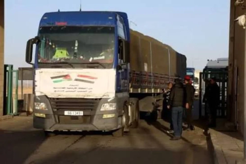 Jordanian Aid Convoy of 13 Trucks Arrives in Yemen