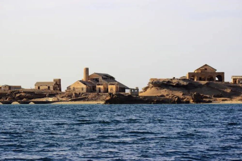 Yemen : Houthis Enforce Tight Siege on Kamaran Island Residents in Hodeidah