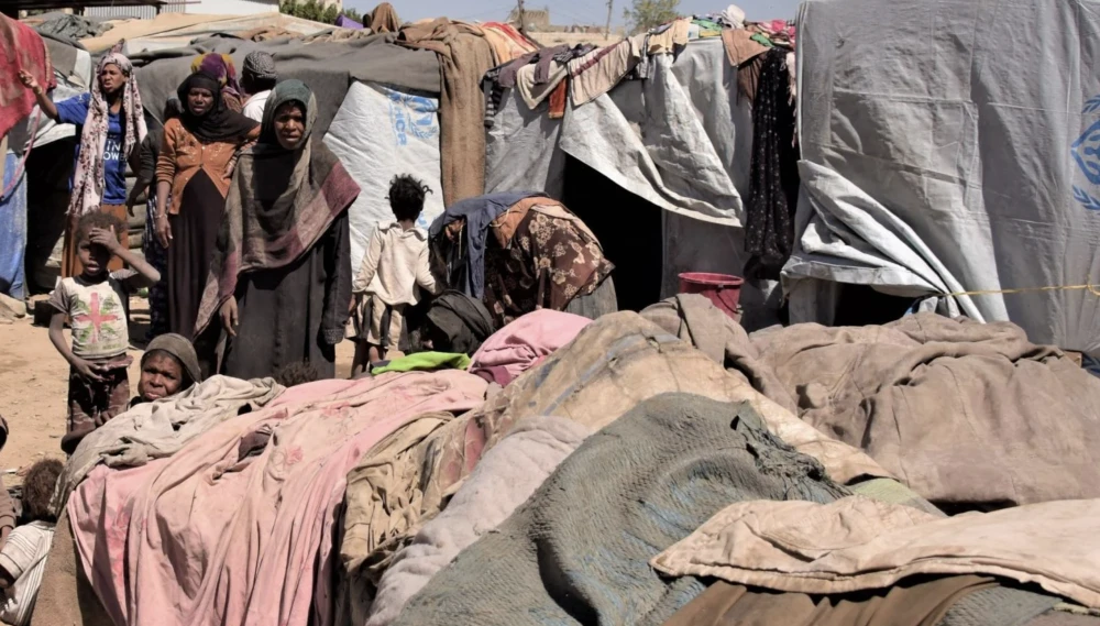 الأمم المتحدة تحذّر من تفاقم الأزمة الإنسانية في اليمن وتجدّد الدعوة لحل سياسي شامل