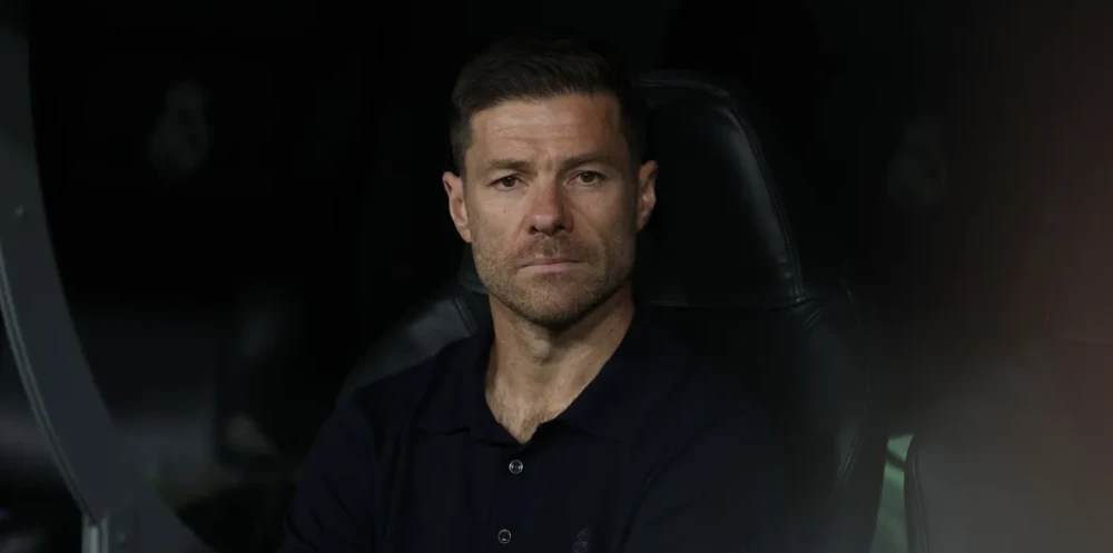 ريال مدريد يعلن رحيل ألونسو