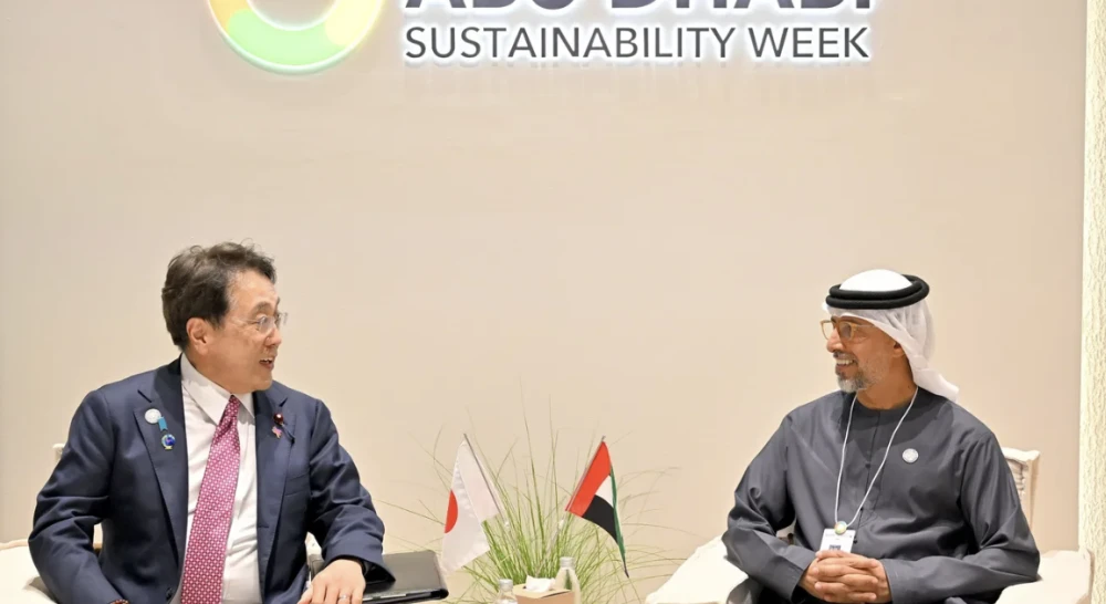 الإمارات واليابان تعززان شراكتهما في قمة طاقة المستقبل