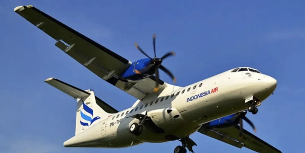 لم يعثروا على الركاب.. العثور على حطام الطائرة الإندونيسية