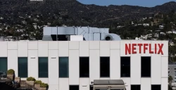 إيرادات نتفليكس تتخطى التوقعات مع بلوغ مشتركيها 325 مليونا