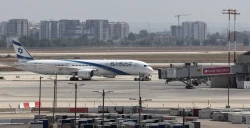 شركات طيران تعلّق رحلاتها لإسرائيل.. وإيران: أجواؤنا مفتوحة